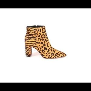 Antonio Melanie animal print boots